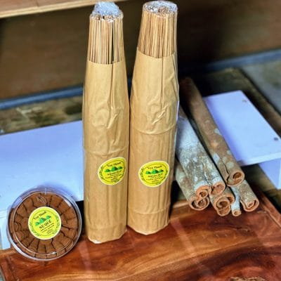 Combo 1kg Nhang Quế Vạn Thành + Hộp Nụ Quế